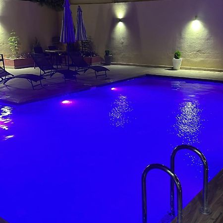Moonrise Villa Vip 미델트 외부 사진